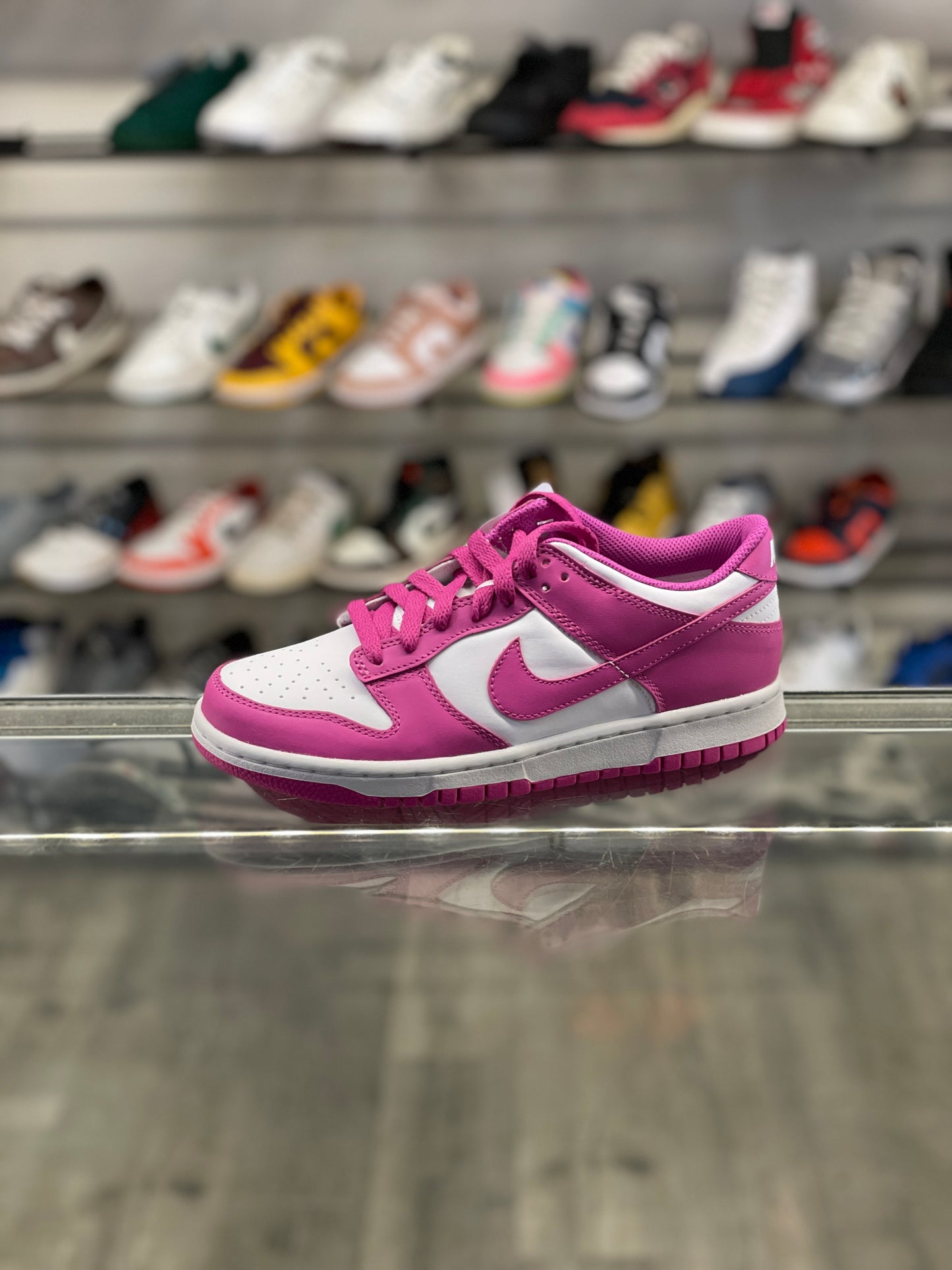 Nike Dunk Low Fuschia