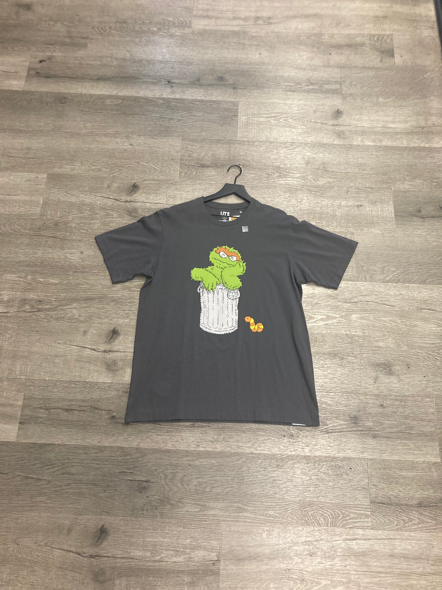 Kaws Uniqlo Sesame St Oscar The Grouch Tee