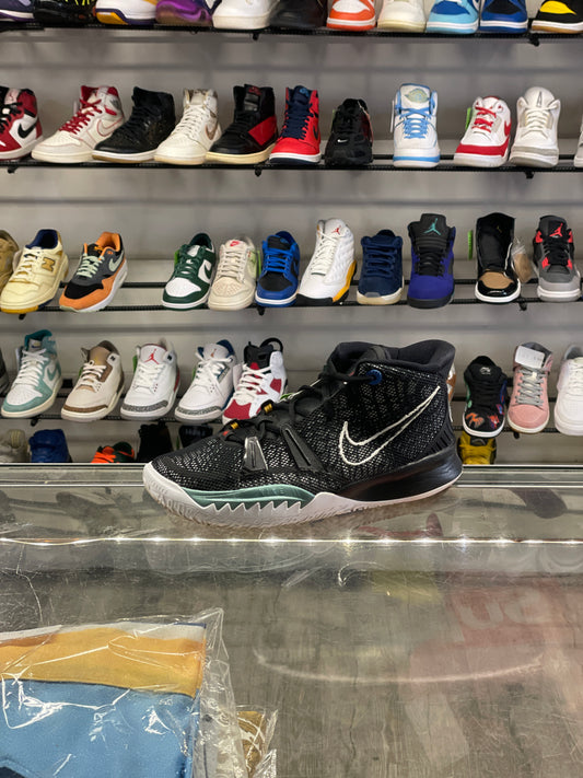 Nike Kyrie 7 Brooklyn Black