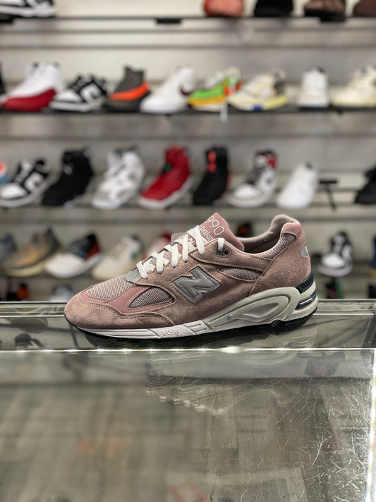 Kith New Balance 990V2 Kithstrike Rose