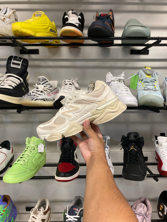 New Balance 9060 beige