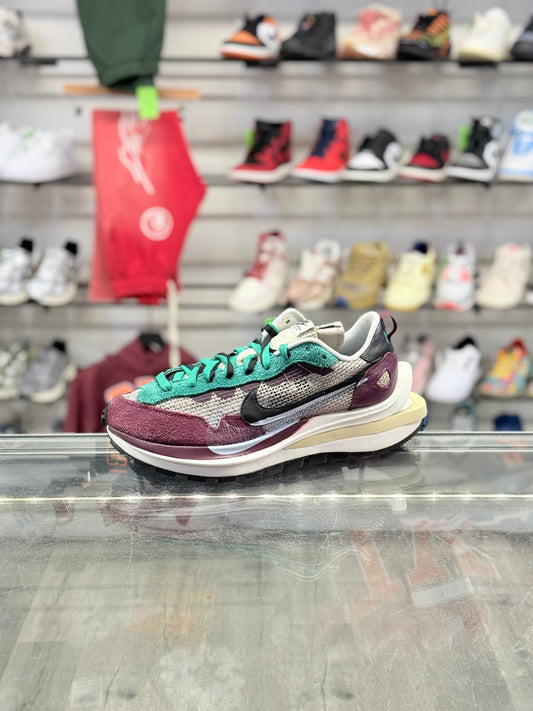 Nike Vaporwaffle Sacai Sail Gum