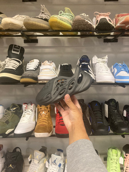 Adidas Yeezy Foam RNNR Onyx (PS)