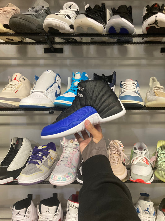 Air Jordan 12 Hyper Royal