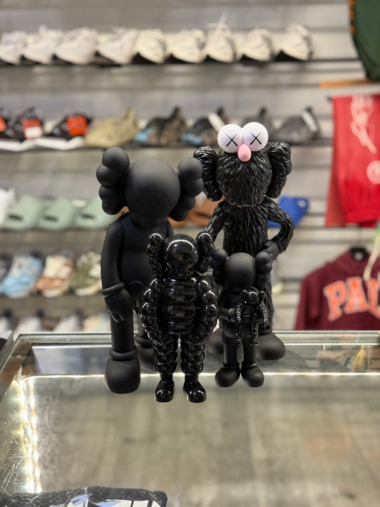 Kaws Family Edition Black