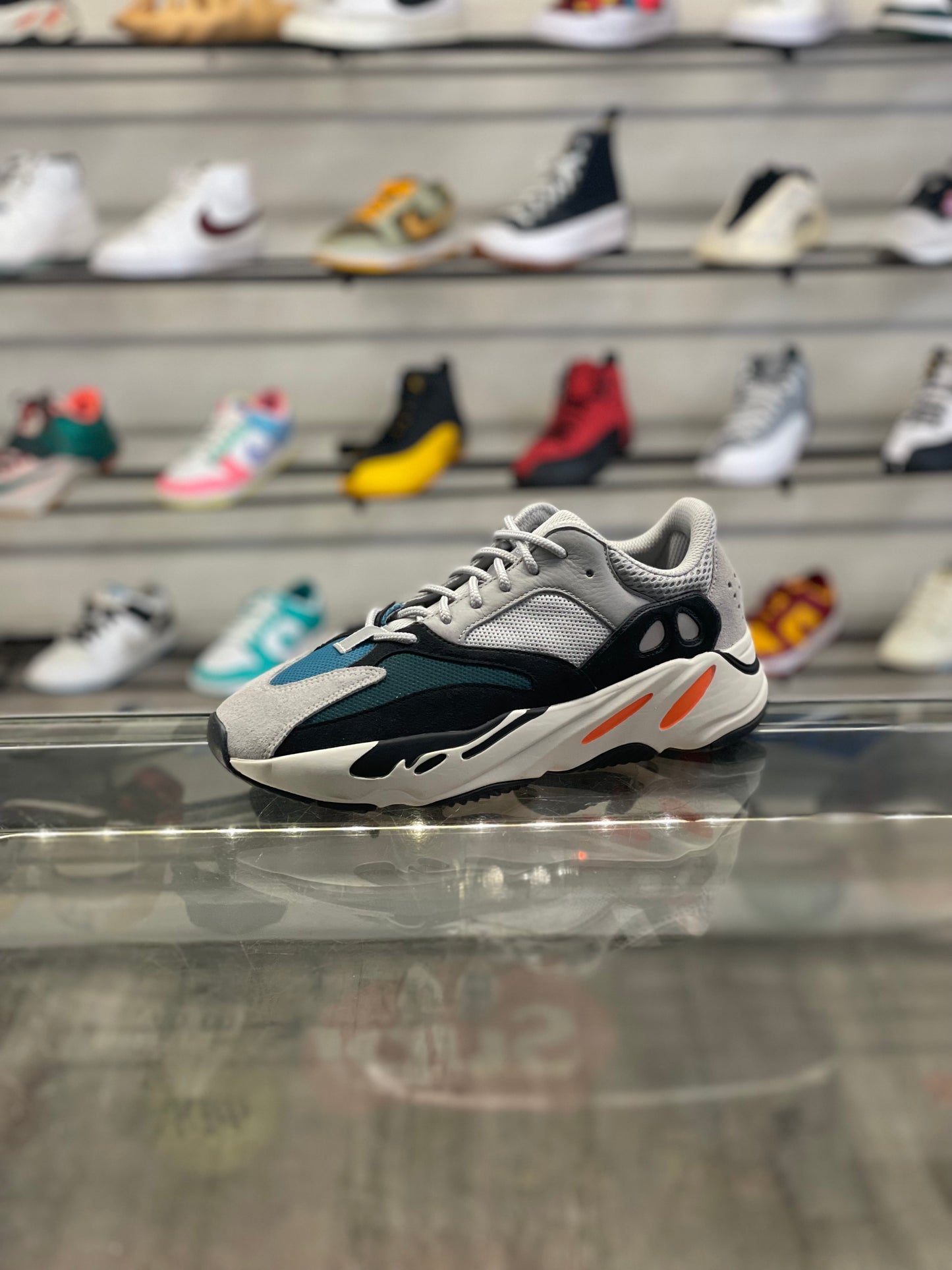 Adidas Yeezy 700 Wave Runner