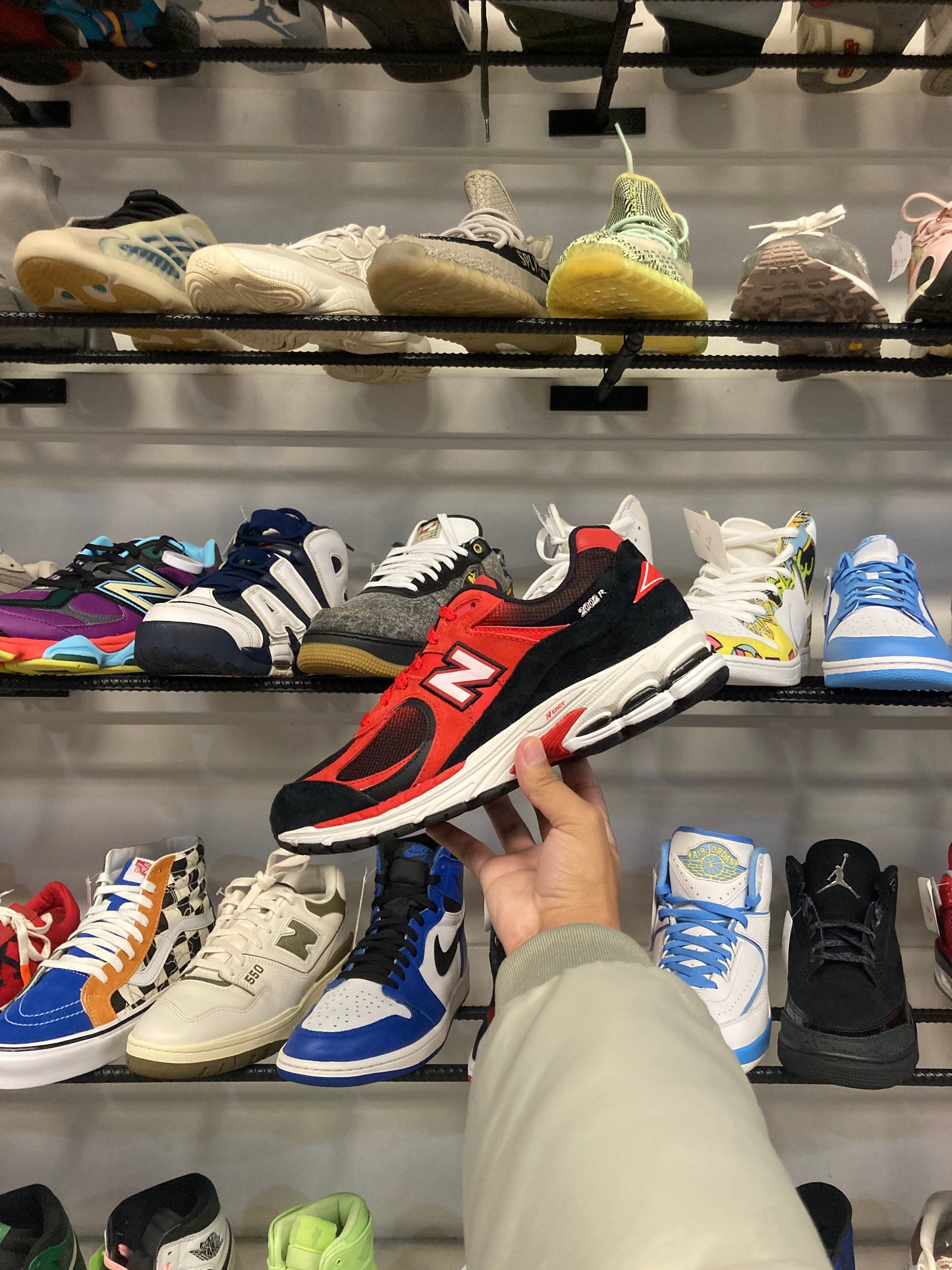 New Balance 2002r Red/Black