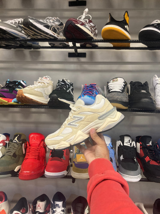 New Balance 9060 Beige