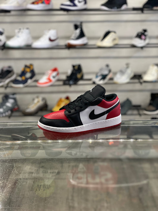 Air Jordan 1 Low Bred Toe