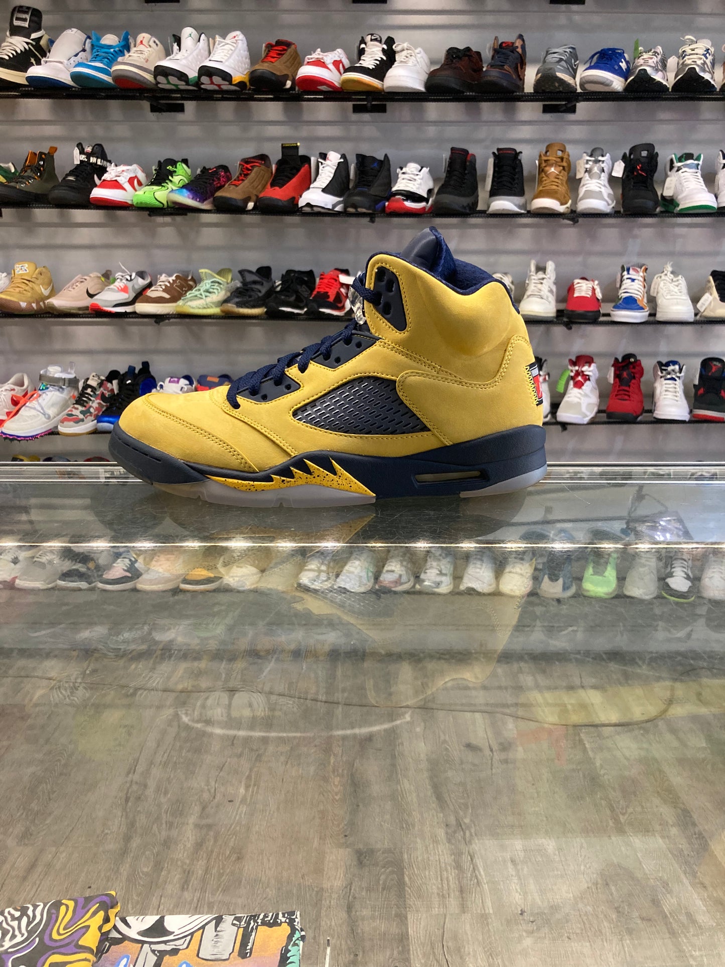 Air Jordan 5 Michigan