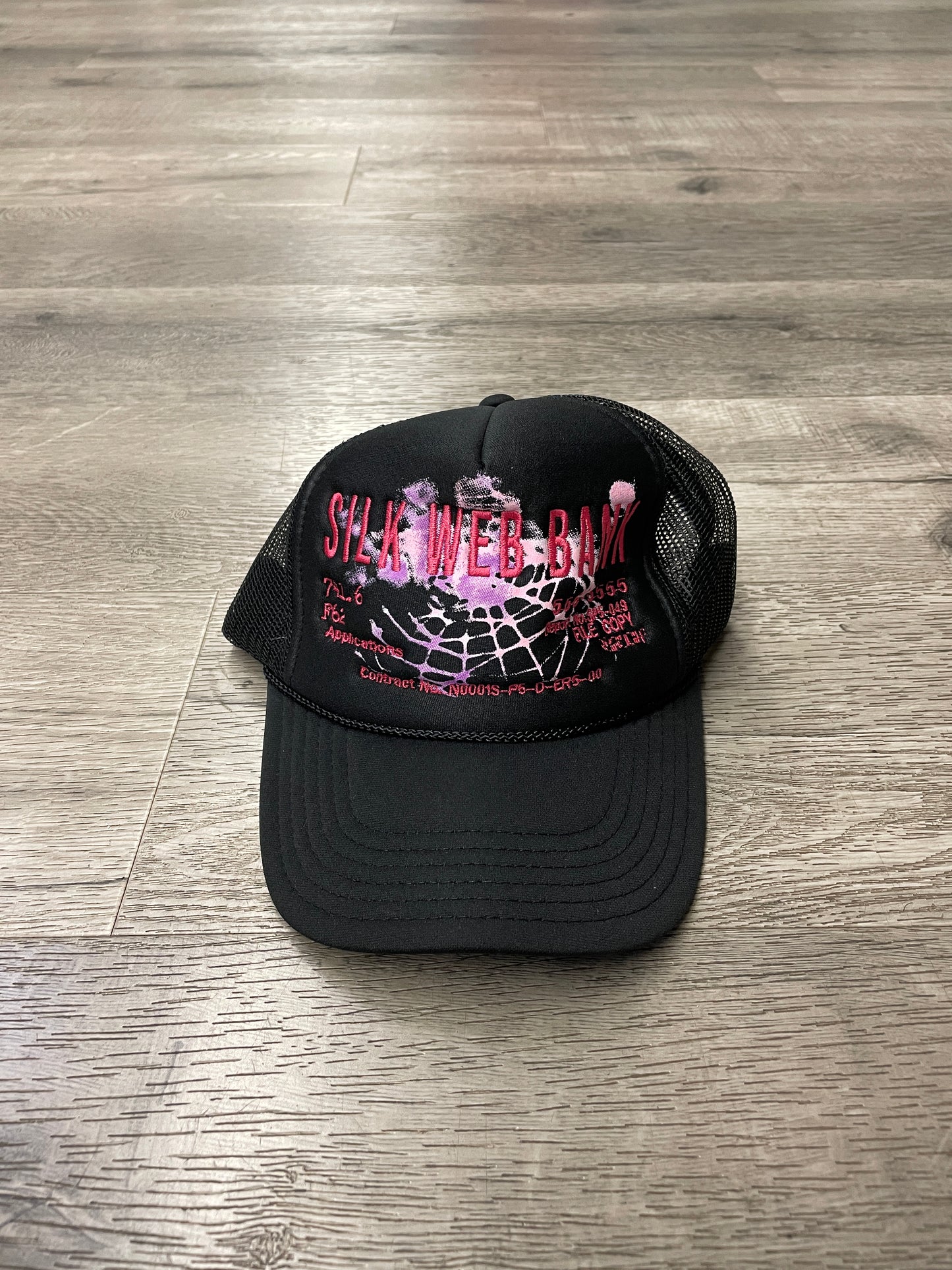 Sp5der Trucker Silk Web Black