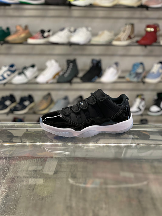 Air Jordan 11 Low Space Jam