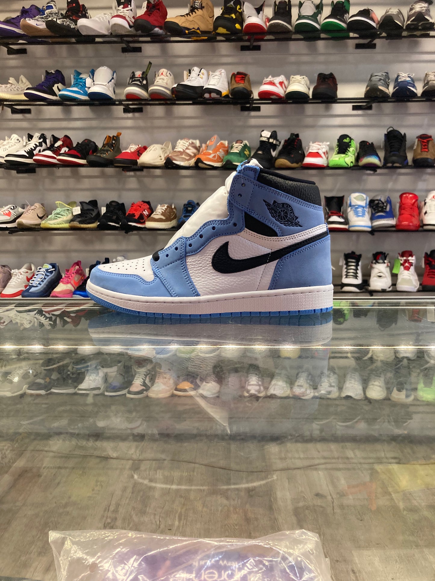 Air Jordan 1 University Blue