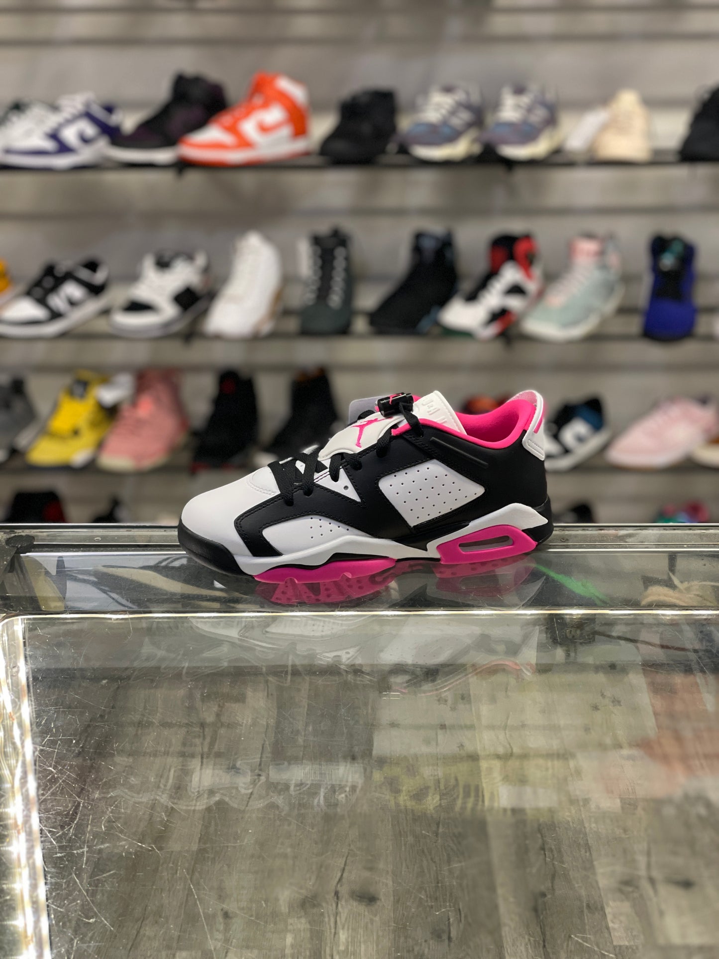 Air Jordan 6 Low Pink