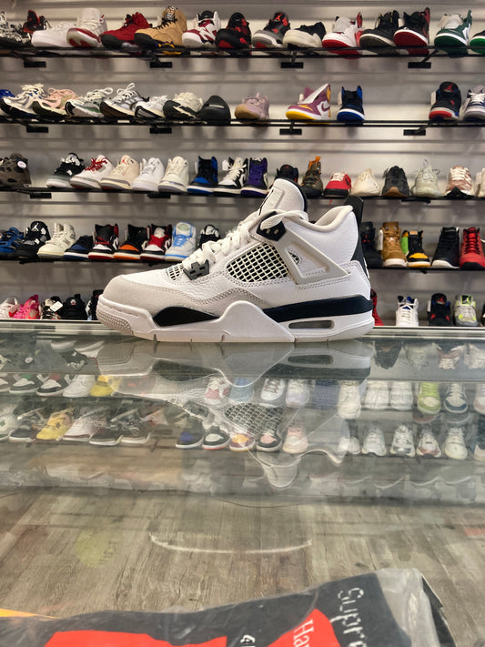 Air Jordan 4 Military Black