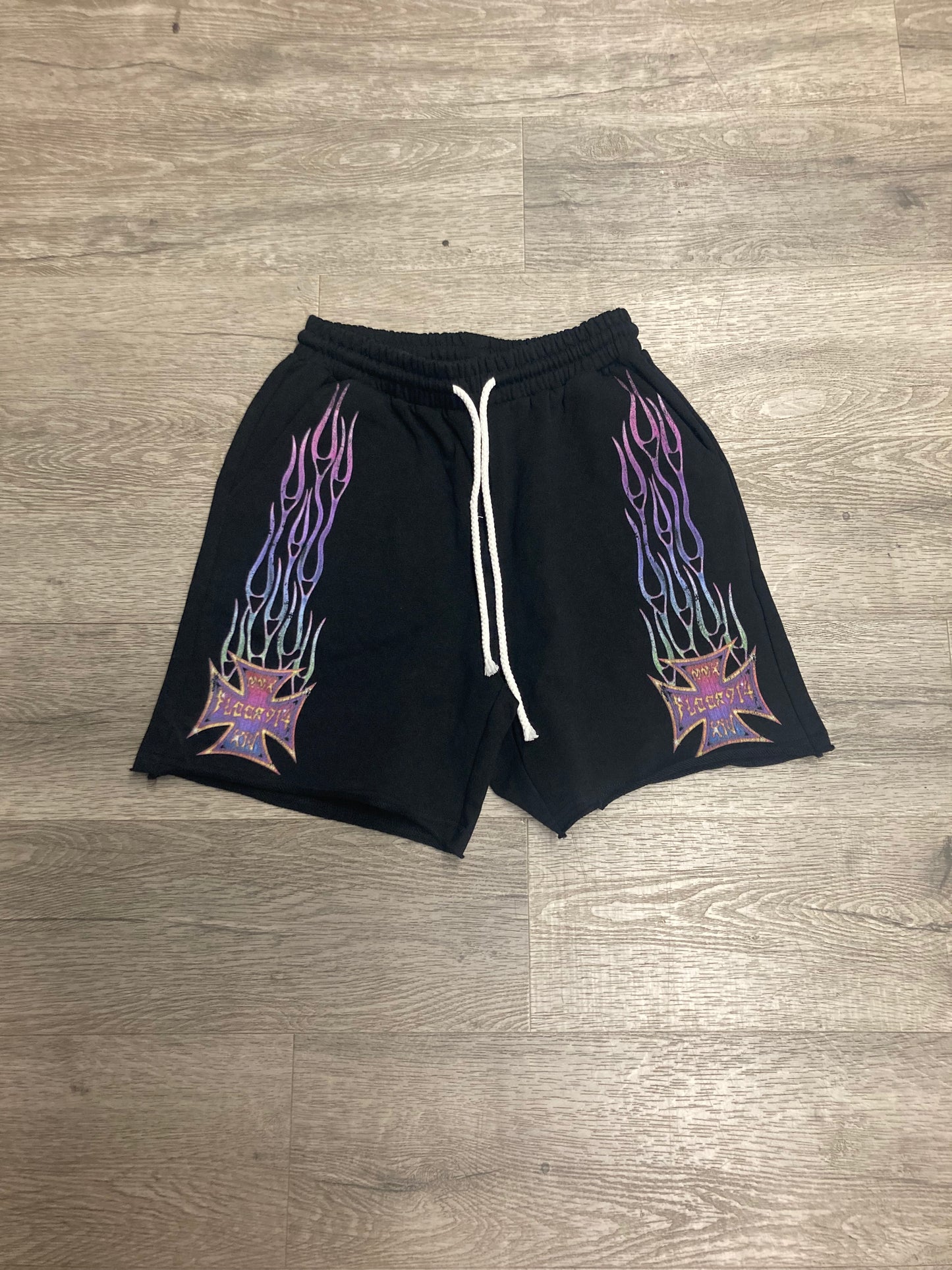 Floor 914 Flame Shorts Pink?Purple