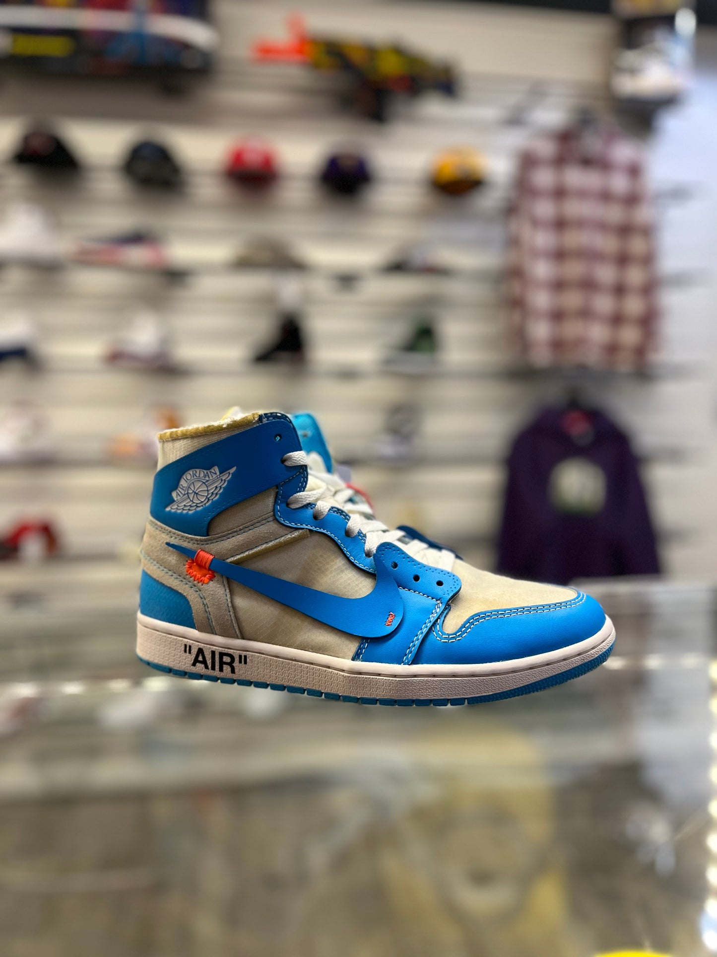 Air Jordan 1 Off-White UNC