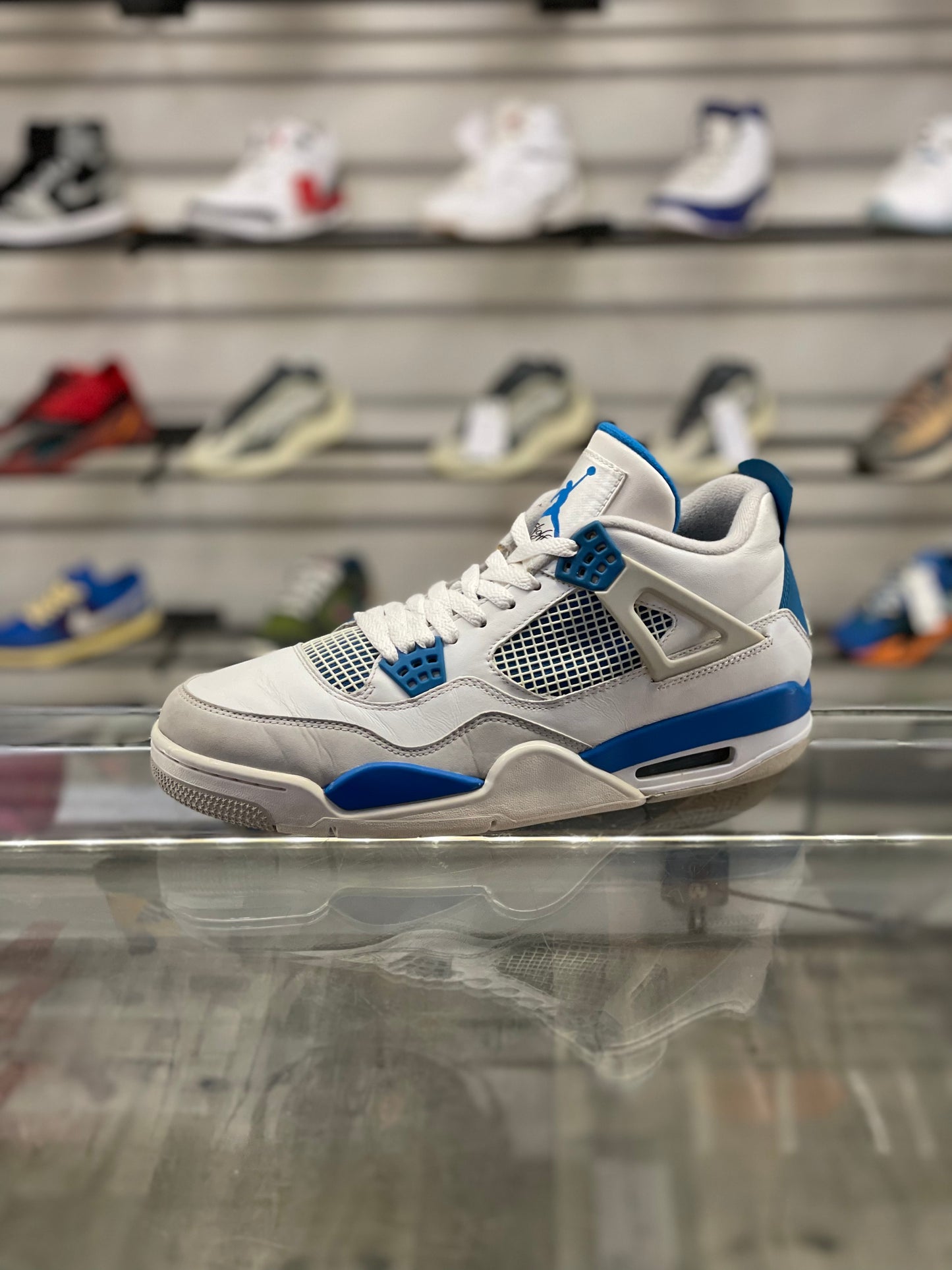Air Jordan 4 Military Blue