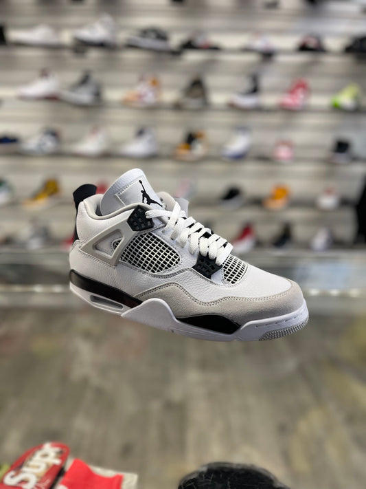 Air Jordan 4 Military Black