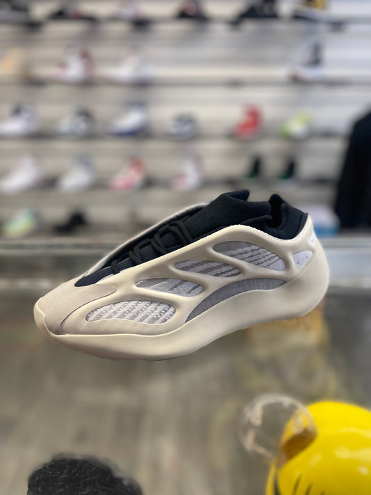 Adidas Yeezy 700 Azael