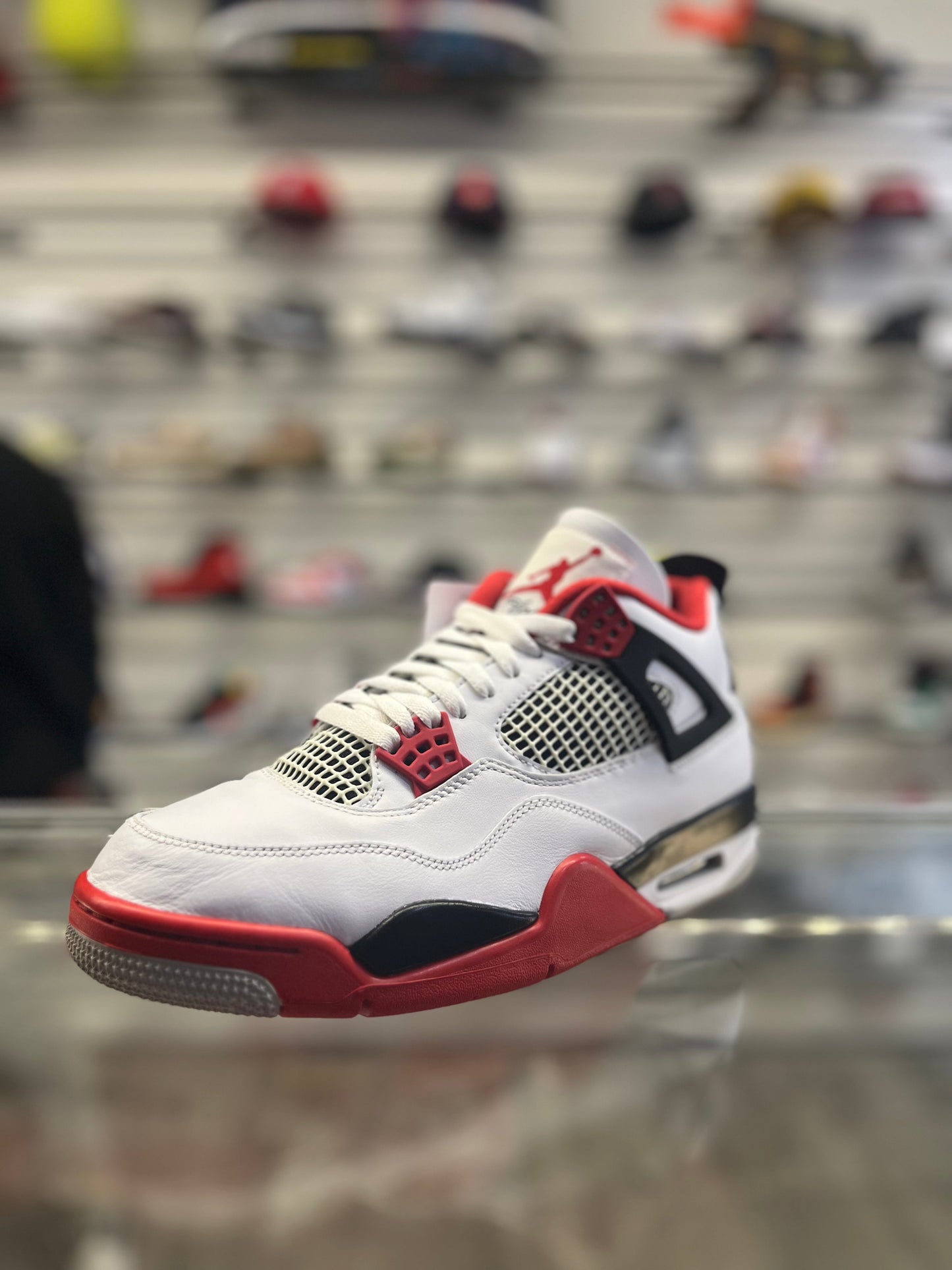 Air Jordan 4 Fire Red